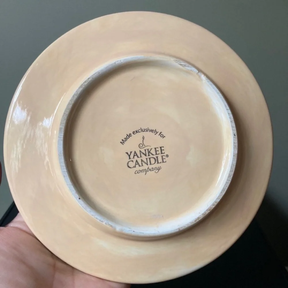 Yankee Candle | Floral Tulip Hand-Painted Ceramic Saucer Dish